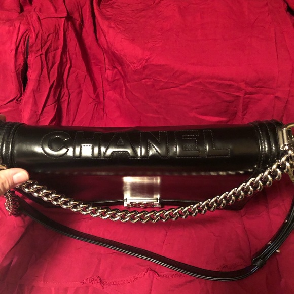Chanel Large Boy Bag - Picture 2 of 6